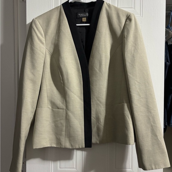 Evan Picone Jackets & Blazers - Evan Picone Cream and Black Blazer